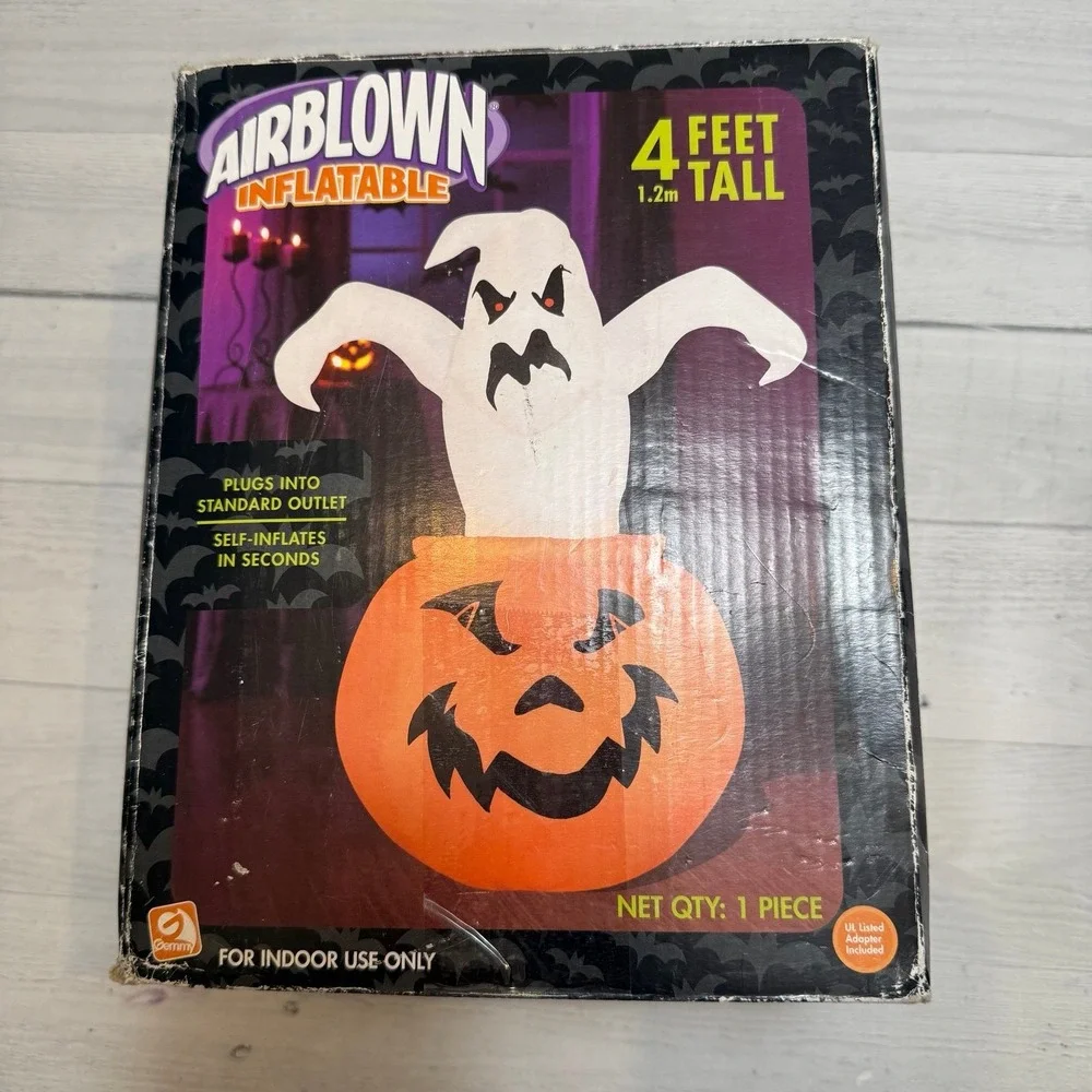 Halloween Gemmy 4 FT Lighted Ghost in Pumpkin Airblown Inflatable